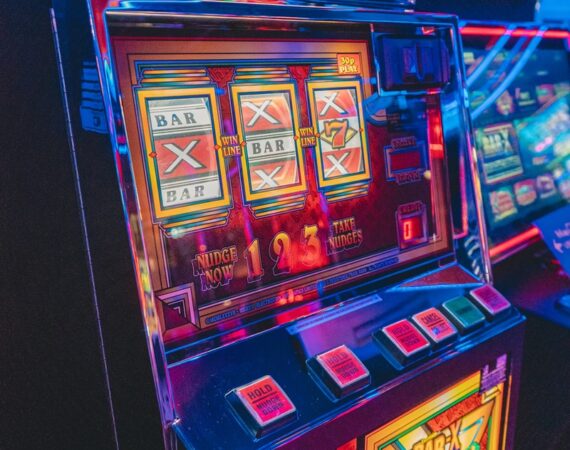 【《Coin Master》2022最經典的老虎機遊戲非他莫屬,這也太搶手了!】 2 老虎機遊戲