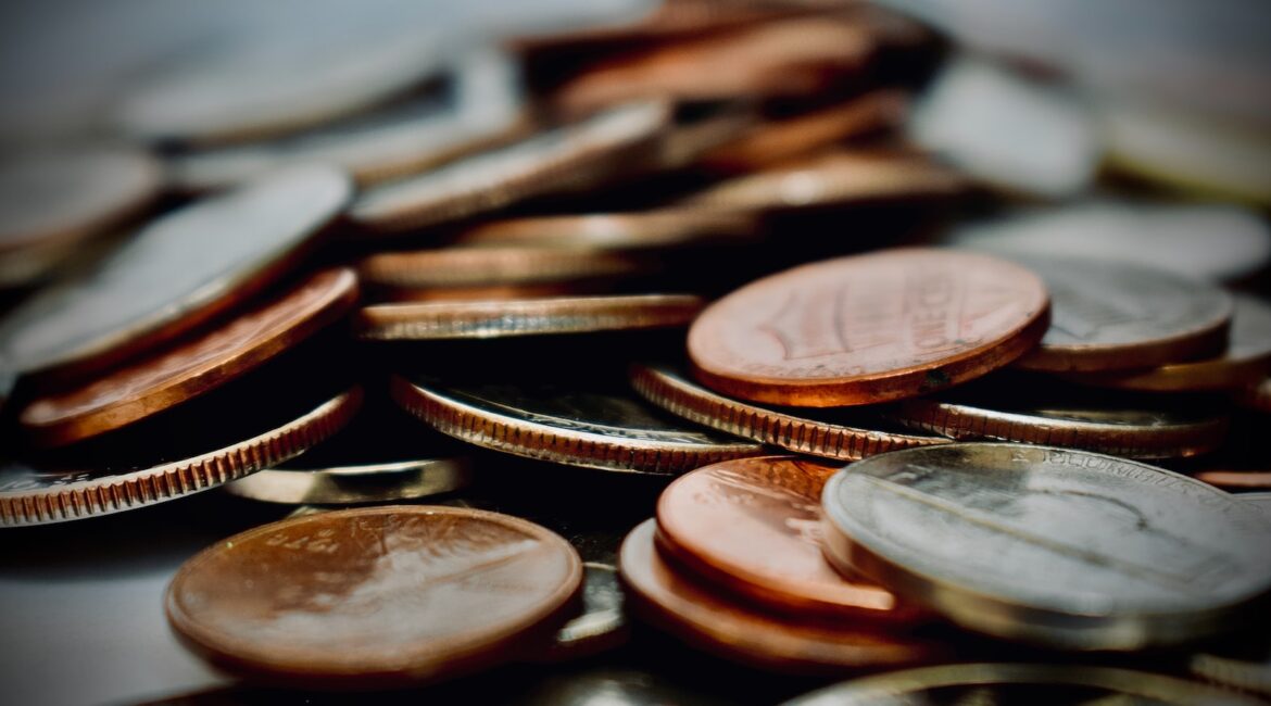 silver and gold round coins