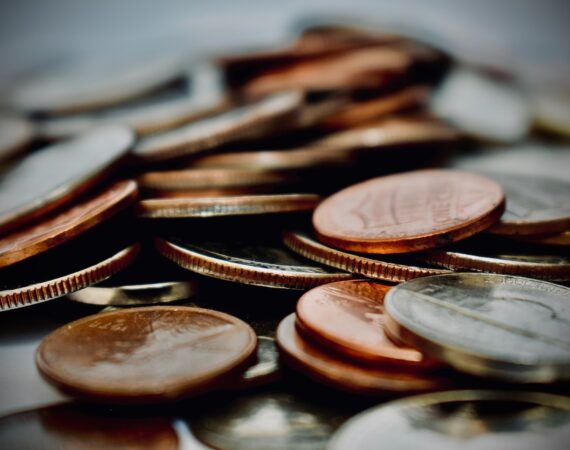 silver and gold round coins